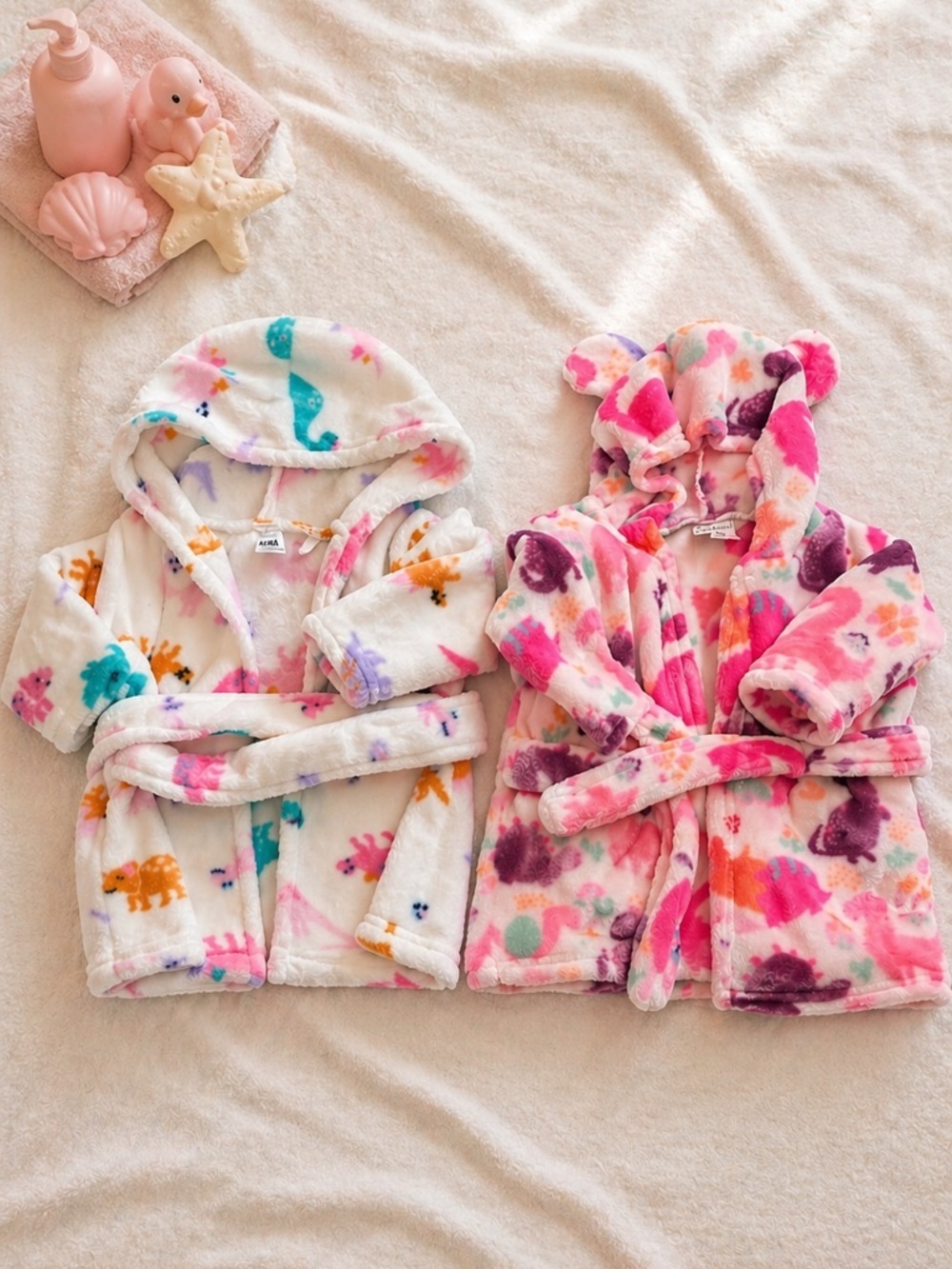 2PC 0-9 Month Baby Girl Bathrobe Bundle 0-9M 🦕 Hooded Plush Cozy Dino Robe Soft